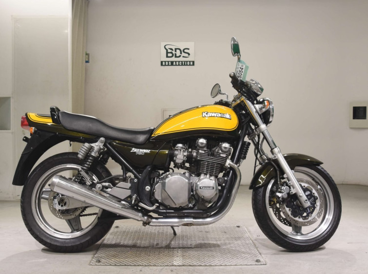 Мотоцикл Kawasaki ZEPHYR750 з пробігом 19379 km