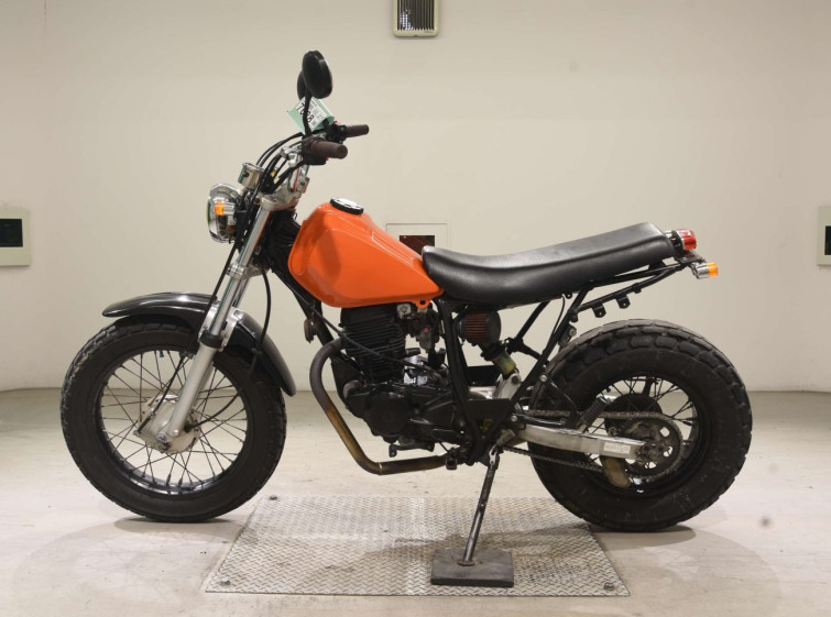 Мотоцикл Yamaha TW200 с пробегом 5743 km