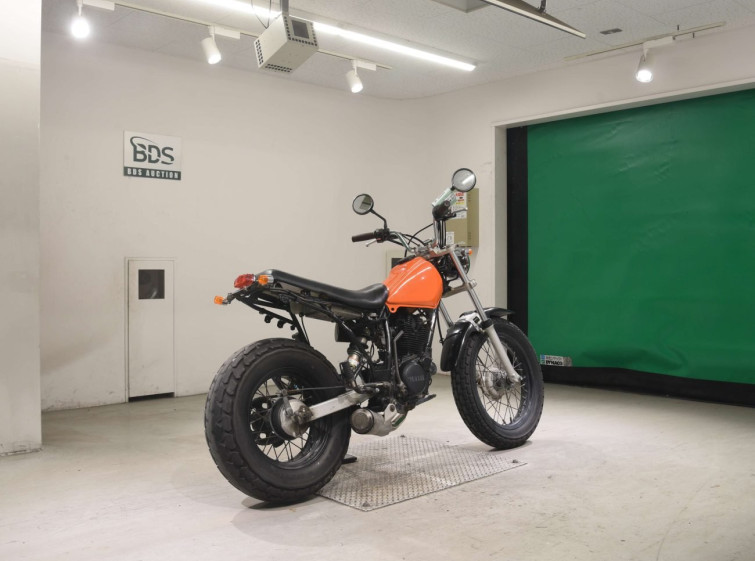 Мотоцикл Yamaha TW200 с пробегом 5743 km