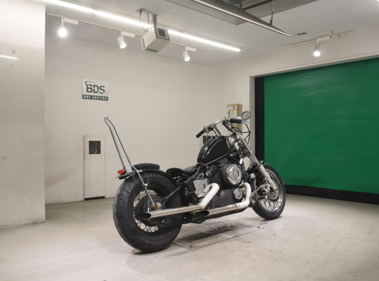 Мотоцикл Yamaha DRAGSTAR XVS400