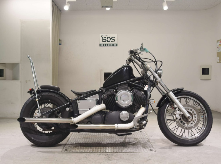 Мотоцикл Yamaha DRAGSTAR XVS400