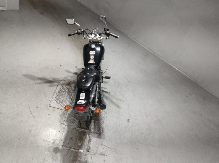 Мотоцикл Suzuki GZ250 з пробігом 18748 m