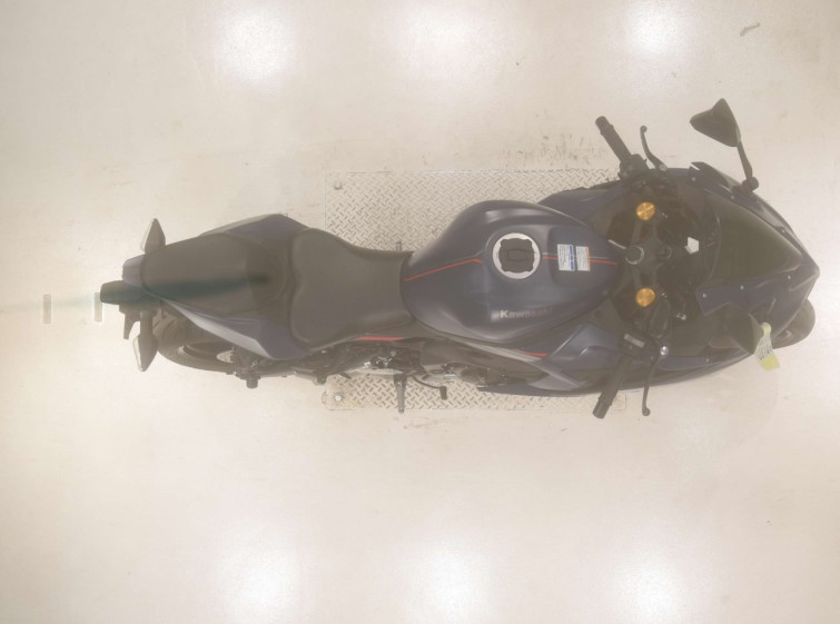 Мотоцикл Kawasaki NINJA ZX-25R с пробегом 8793 km