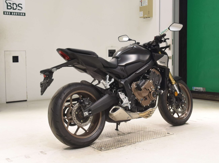 Мотоцикл Honda CB650R-2E CLUTCH с пробегом 2079 km