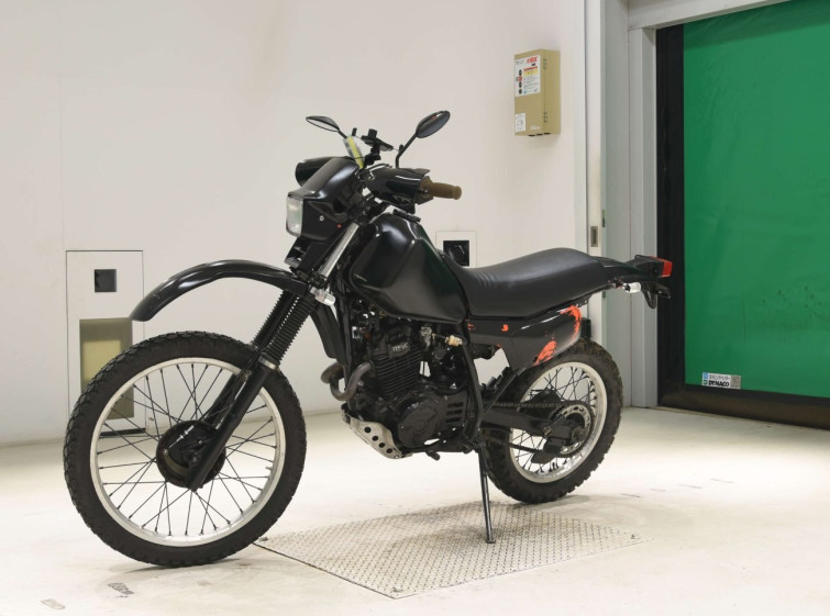 Мотоцикл Honda XLX250R з пробігом 19356 km