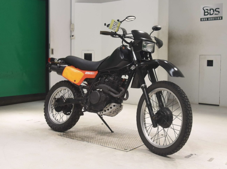 Мотоцикл Honda XLX250R з пробігом 19356 km