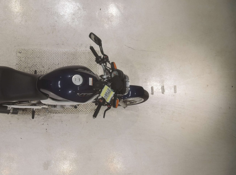 Мотоцикл Honda VTR250 з пробігом 45577 km