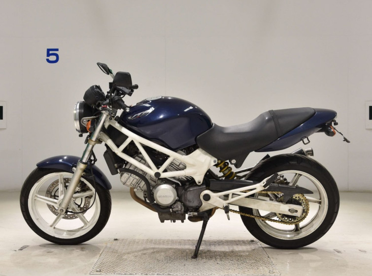 Мотоцикл Honda VTR250 з пробігом 45577 km