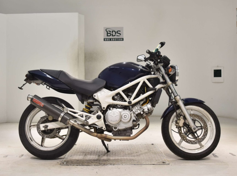 Мотоцикл Honda VTR250 з пробігом 45577 km