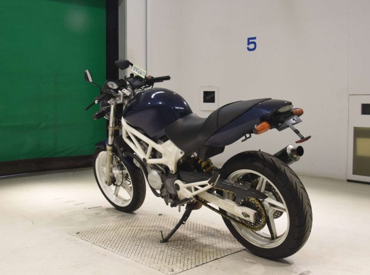 Мотоцикл Honda VTR250 з пробігом 45577 km