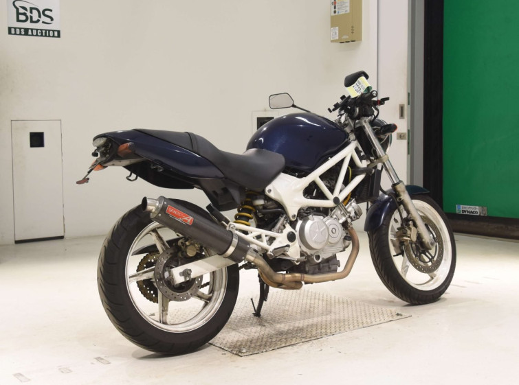 Мотоцикл Honda VTR250 з пробігом 45577 km