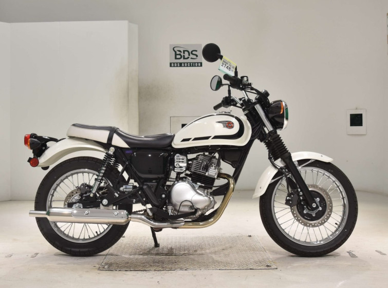 Мотоцикл Kawasaki W230 с пробегом 305 km
