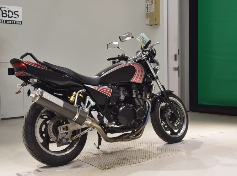 Мотоцикл Yamaha XJR400 с пробегом 5479 km