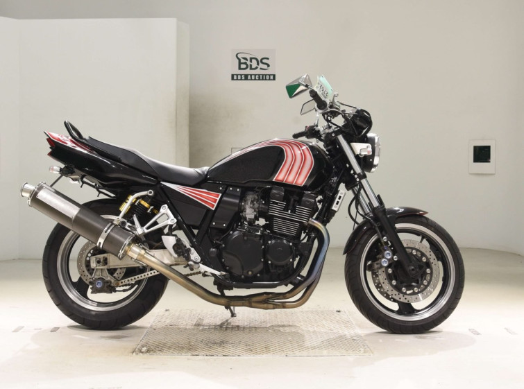 Мотоцикл Yamaha XJR400 с пробегом 5479 km