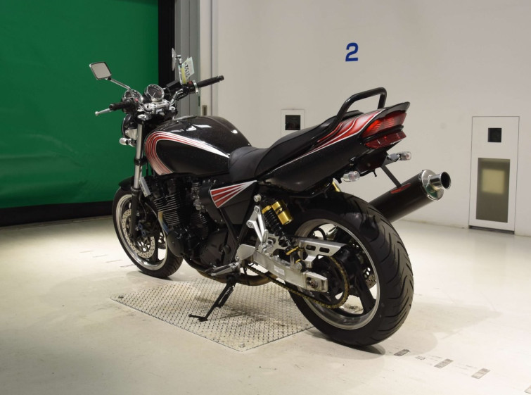 Мотоцикл Yamaha XJR400 с пробегом 5479 km