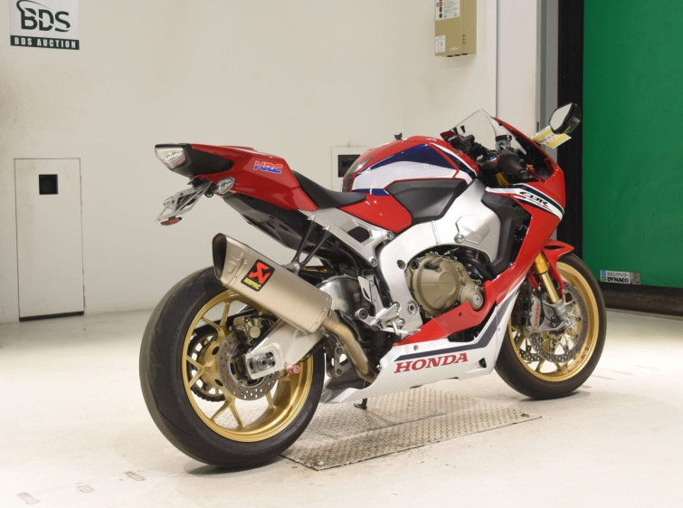 Мотоцикл Honda CBR1000RR SP с пробегом 13166 km