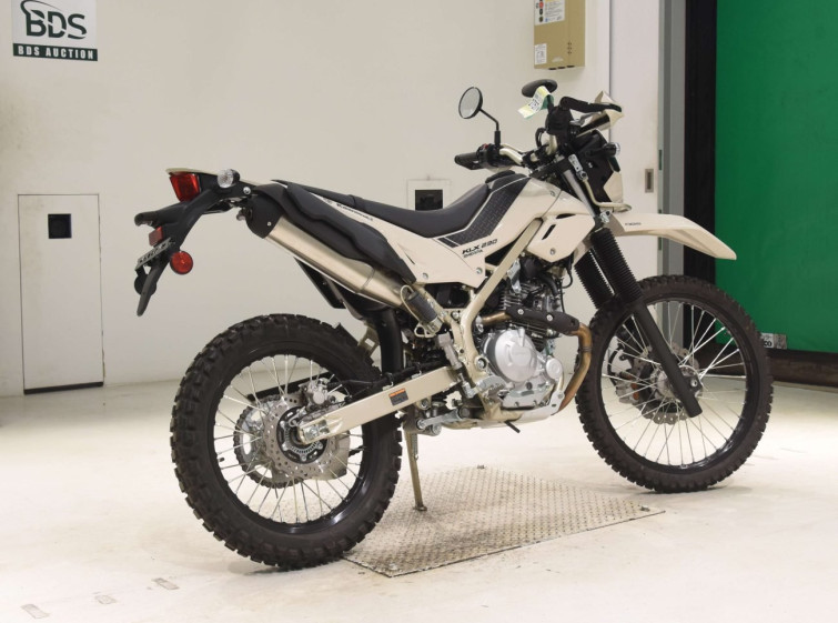 Мотоцикл Kawasaki KLX230 SHERPA с пробегом 213 km