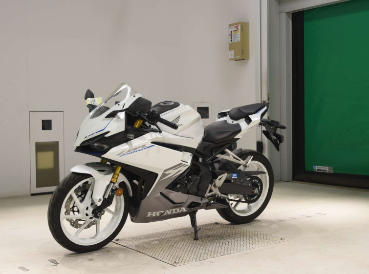 Мотоцикл Honda CBR250RRA с пробегом 12914 km