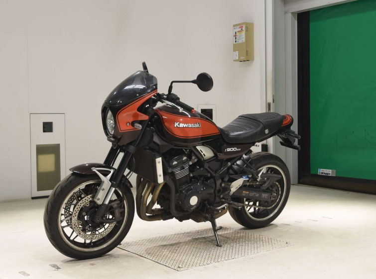 Мотоцикл Kawasaki Z900RS с пробегом 67590 km