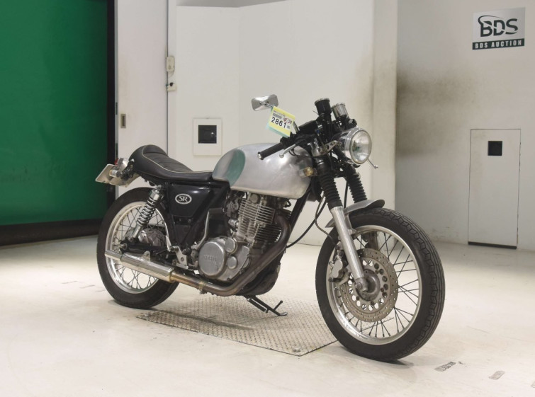 Мотоцикл Yamaha SR400 с пробегом 16843 km