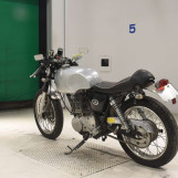 Мотоцикл Yamaha SR400 с пробегом 16843 km