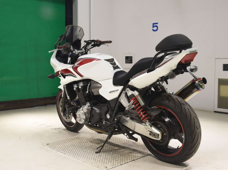 Мотоцикл Honda CB1300SF BOLDOR с пробегом 11213 km