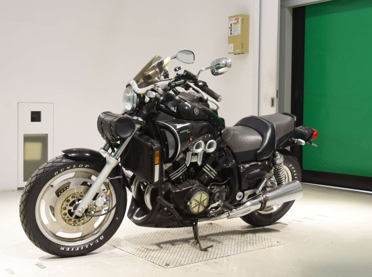 Мотоцикл Yamaha V-MAX1200 с пробегом 27095 m