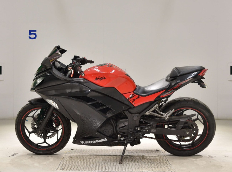 Мотоцикл Kawasaki NINJA250A с пробегом 12011 km
