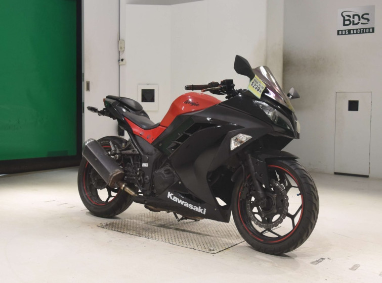 Мотоцикл Kawasaki NINJA250A с пробегом 12011 km