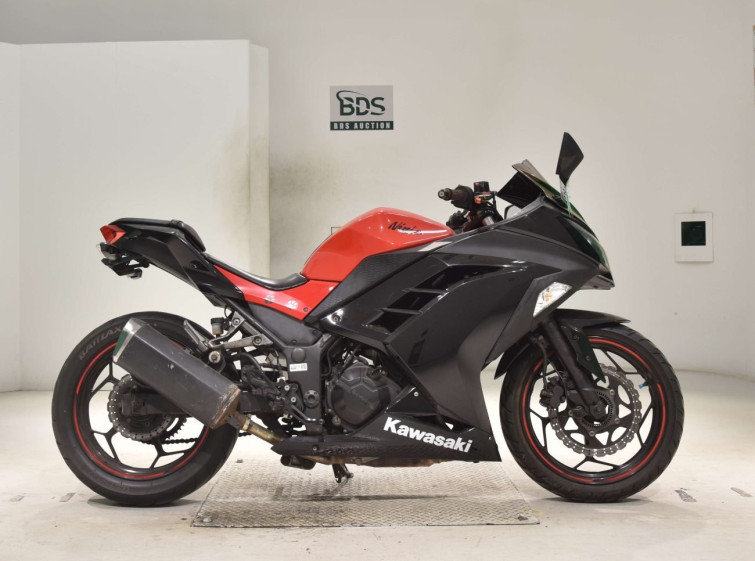 Мотоцикл Kawasaki NINJA250A с пробегом 12011 km