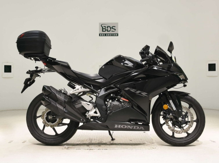 Мотоцикл Honda CBR250RR с пробегом 9425 km