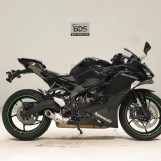 Мотоцикл Kawasaki NINJA ZX-25R с пробегом 2021 km