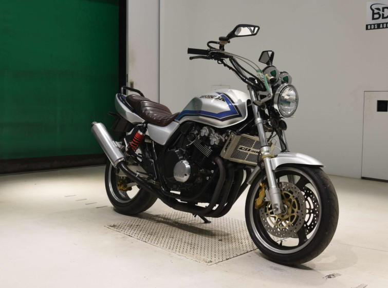 Мотоцикл Honda CB400SFV з пробігом 45268 km