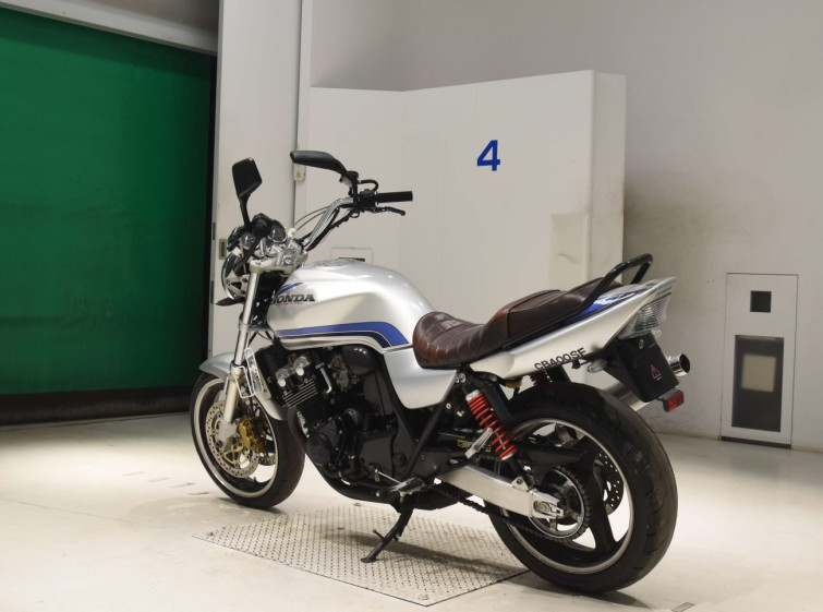 Мотоцикл Honda CB400SFV з пробігом 45268 km