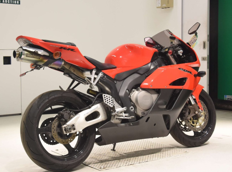 Мотоцикл Honda CBR1000RR с пробегом 53577 km