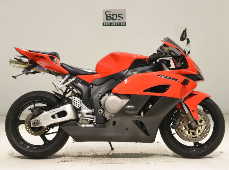 Мотоцикл Honda CBR1000RR с пробегом 53577 km