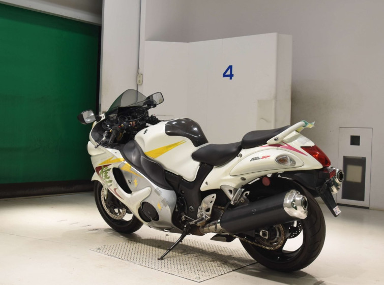 Мотоцикл Suzuki GSX1300R HAYABUSA з пробігом 74345 km