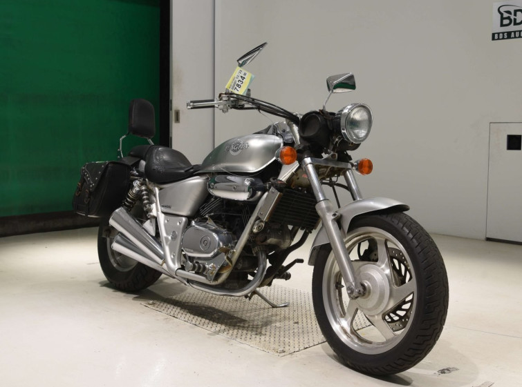 Мотоцикл Honda MAGNA250 с пробегом 37408 km