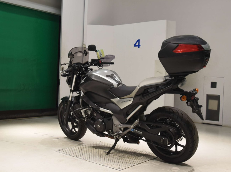 Мотоцикл Honda NC750SA з пробігом 61419 km