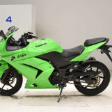 Мотоцикл Kawasaki NINJA250R з пробігом 30968 km