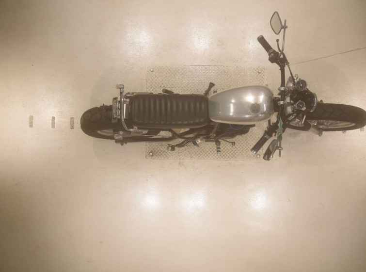 Мотоцикл Yamaha TW200E з пробігом 6067 km