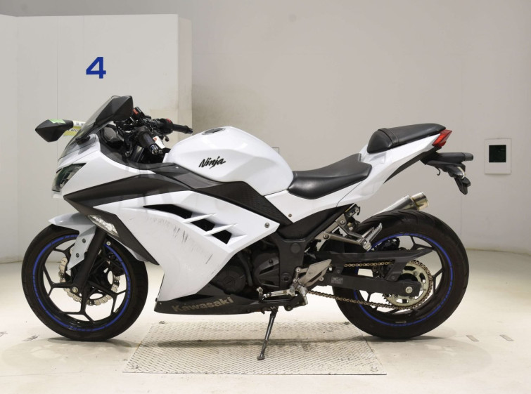 Мотоцикл Kawasaki NINJA250