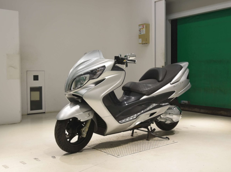 Мотоцикл Suzuki SKYWAVE 250M с пробегом 7308 km