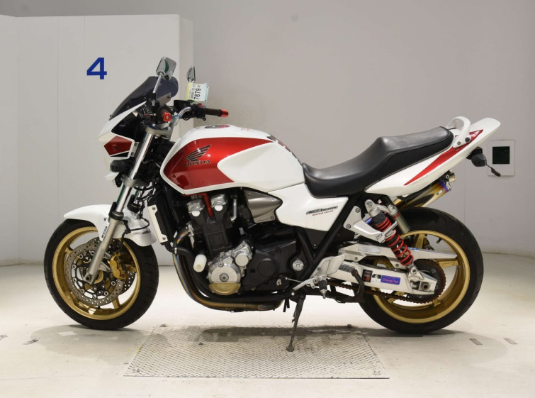 Мотоцикл Honda CB1300SFA с пробегом 46643 km