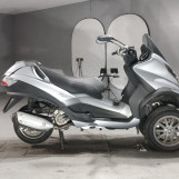 Мотоцикл Piaggio MP3 250RL з пробігом 16346 km