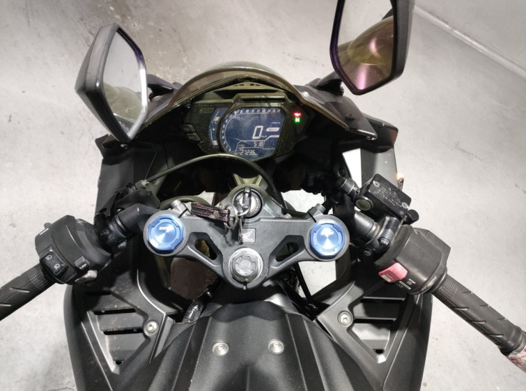 Мотоцикл Honda CBR250RR с пробегом 27235 km