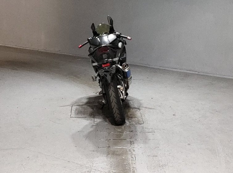 Мотоцикл Honda CBR250RR с пробегом 27235 km