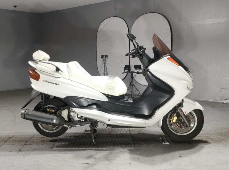 Мотоцикл Yamaha MAJESTY 250 с пробегом 24693 km