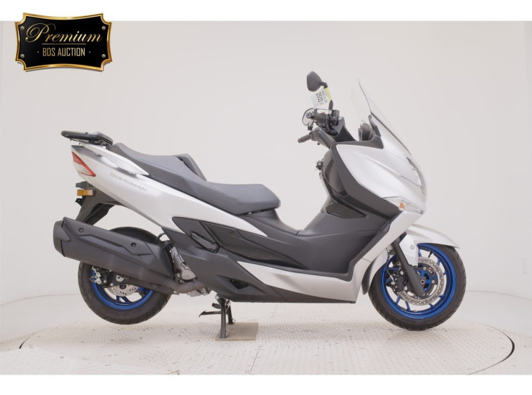 Мотоцикл Suzuki BURGMAN125 з пробігом 3561 km