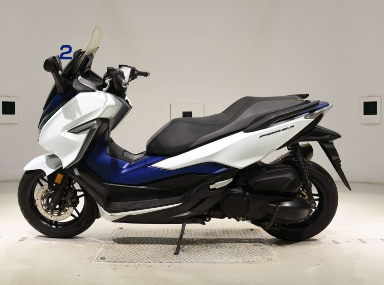 Мотоцикл Honda FORZA с пробегом 38756 km